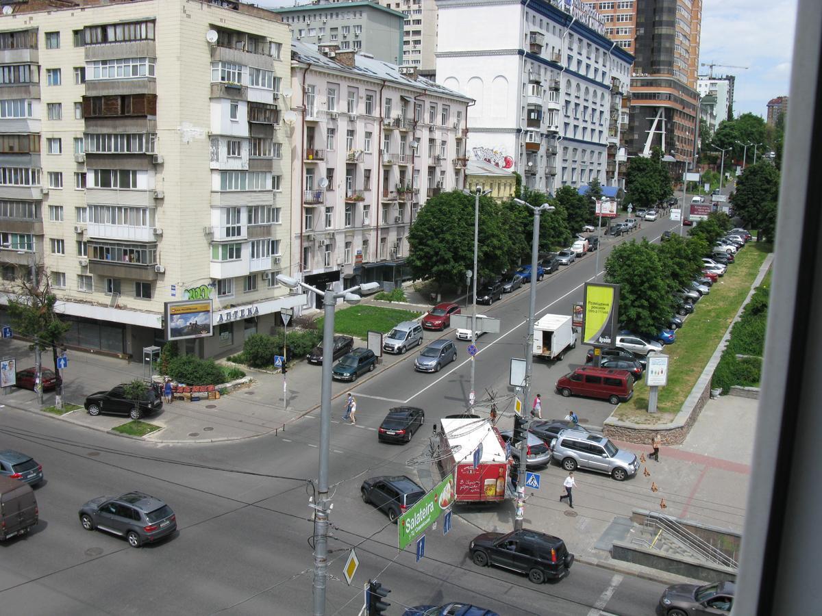 Квартира По Улице Большая Васильковская, 114 Kyiv Exterior photo